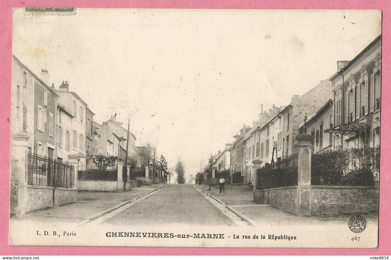 SAS0365  CPA  CHENNEVIERES  (Seine Et Oise)  La Rue De La République   +++++ - Chennevieres Sur Marne