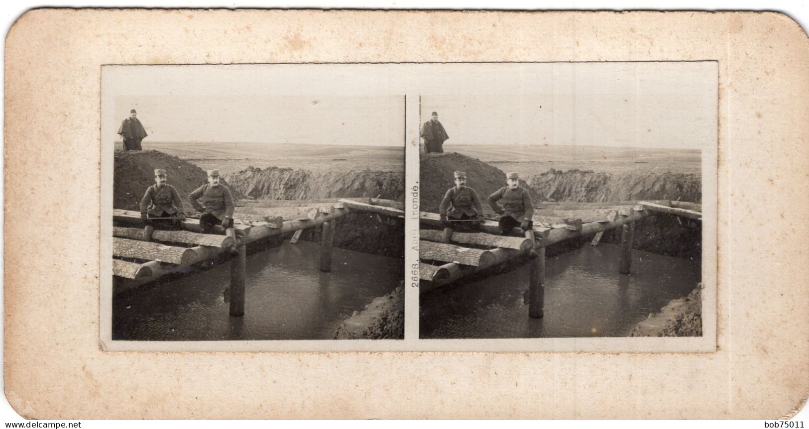 Photo Stéreoscopique , Abri Inondé - 1914-18