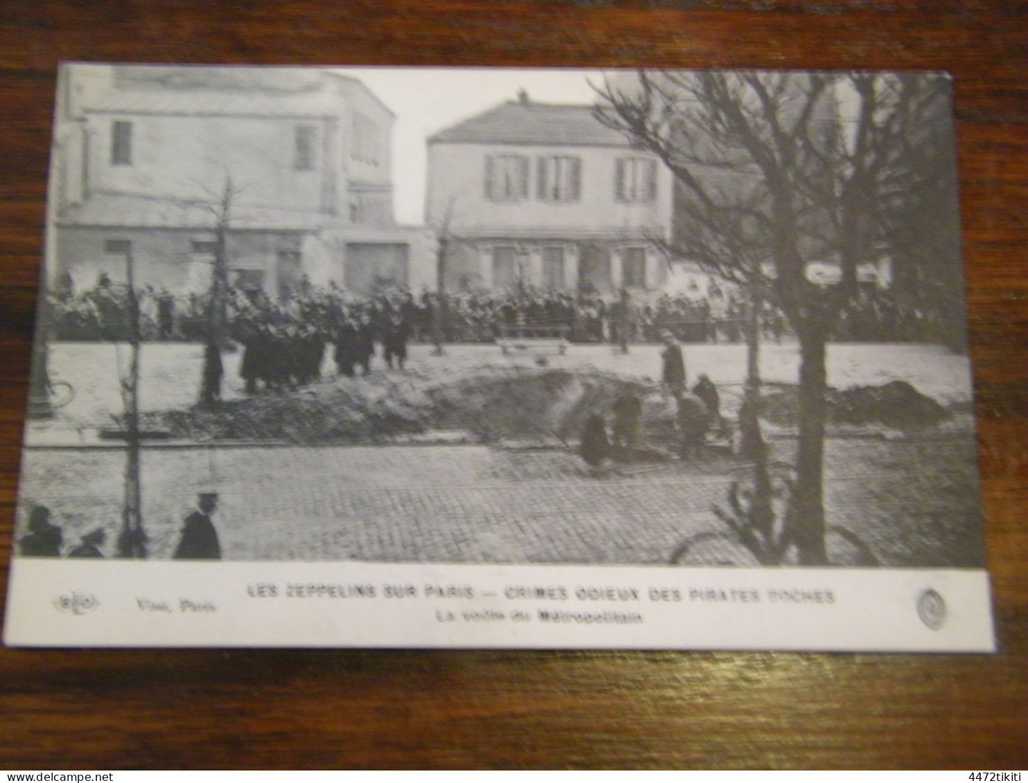 CPA - Zeppelins Sur Paris - Voûte Du Métropolitain - 1914 - SUP (HU 19) - Dirigibili