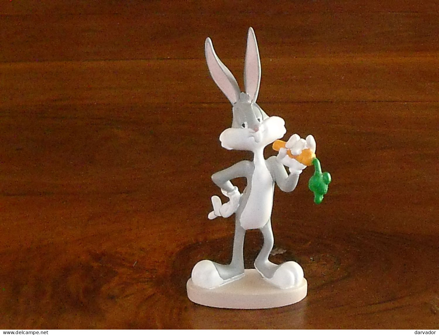 CAISSE BLEUE /  Figurine Résine / Bugs Bunny Warner Bros SO3  ( 6 X 13,5 Cm )  Parfait état - Sonstige & Ohne Zuordnung