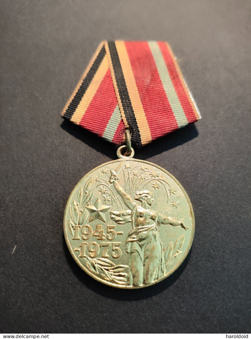 MEDAILLE RUSSE - 30 ANS DE VICTOIRE DE LA GRANDE GUERRE - Rusland