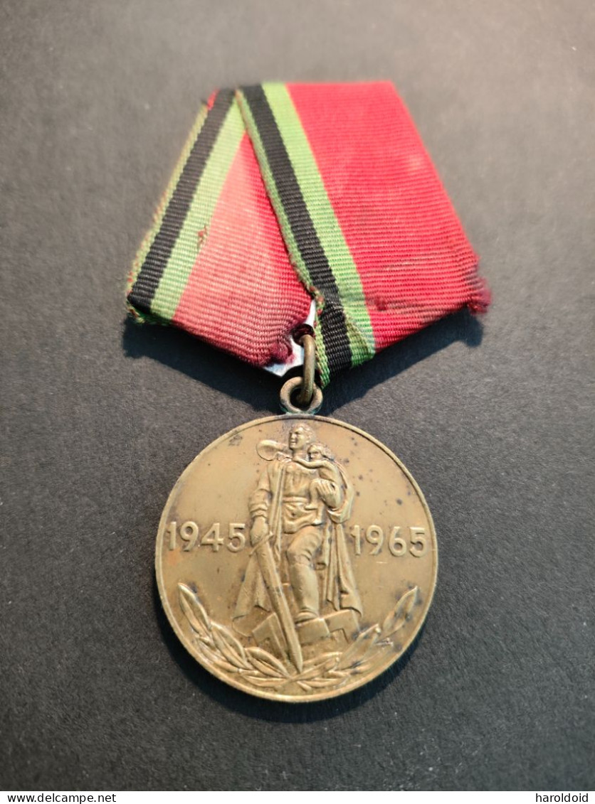 MEDAILLE RUSSE - 20 ANS DE SEVICE DANS LA GRANDE PATRIE - Rusland