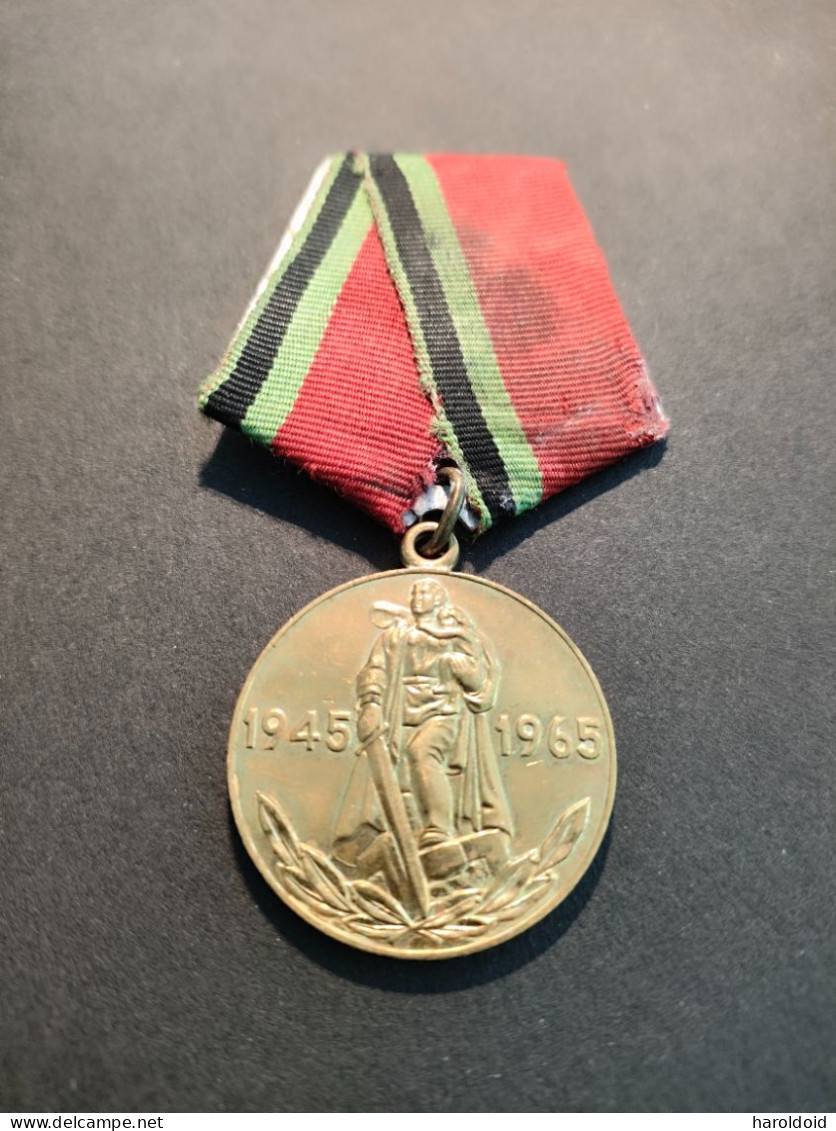 MEDAILLE RUSSE - 20 ANS DE SEVICE DANS LA GRANDE PATRIE - Russia