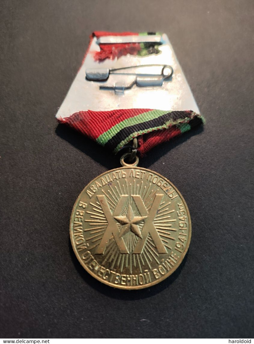 MEDAILLE RUSSE - 20 ANS DE SEVICE DANS LA GRANDE PATRIE - Rusland