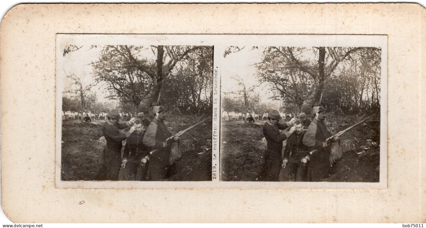 Photo Stéreoscopique , Le Coiffeur Dans La Tranchée - 1914-18