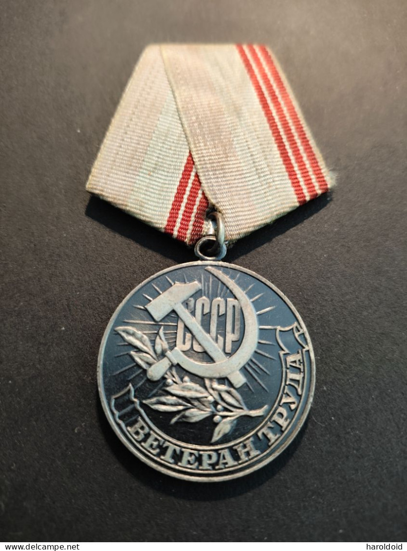 MEDAILLE RUSSE - MEDAILLE DES VETERANS DU TRAVAIL - Russland