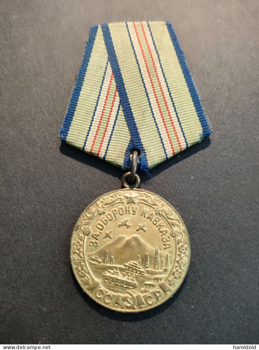 MEDAILLE RUSSE - DEFENSE DU CAUCASE - CAUCASIAN DEFENCE - Russia