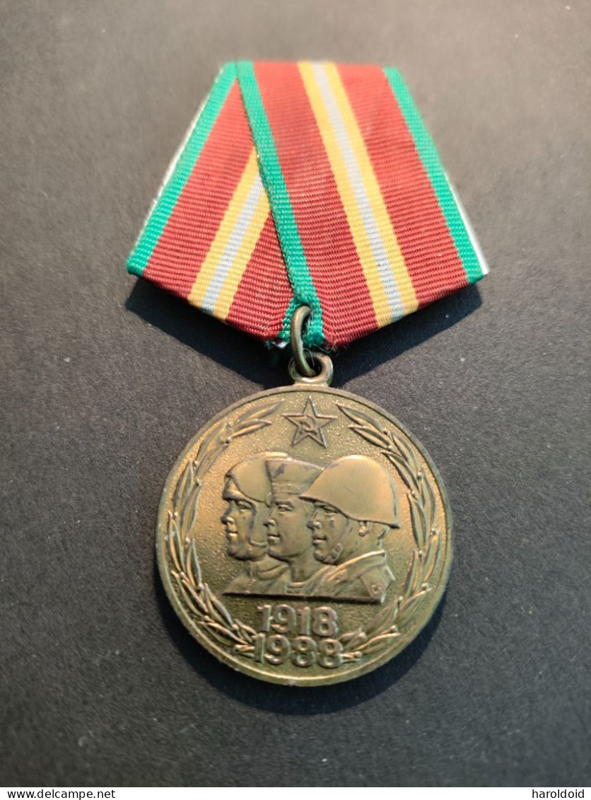 MEDAILLE RUSSE - JUBILE DES 70 ANS DES FORCES ARMEES DE L'URSS - Rusland