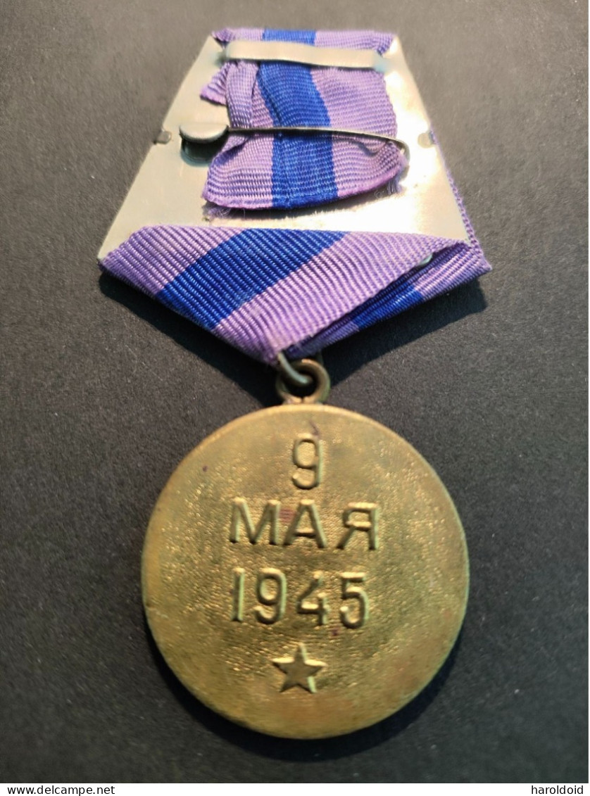 MEDAILLE RUSSE - LIBERATION DE PRAGUE - Rusland