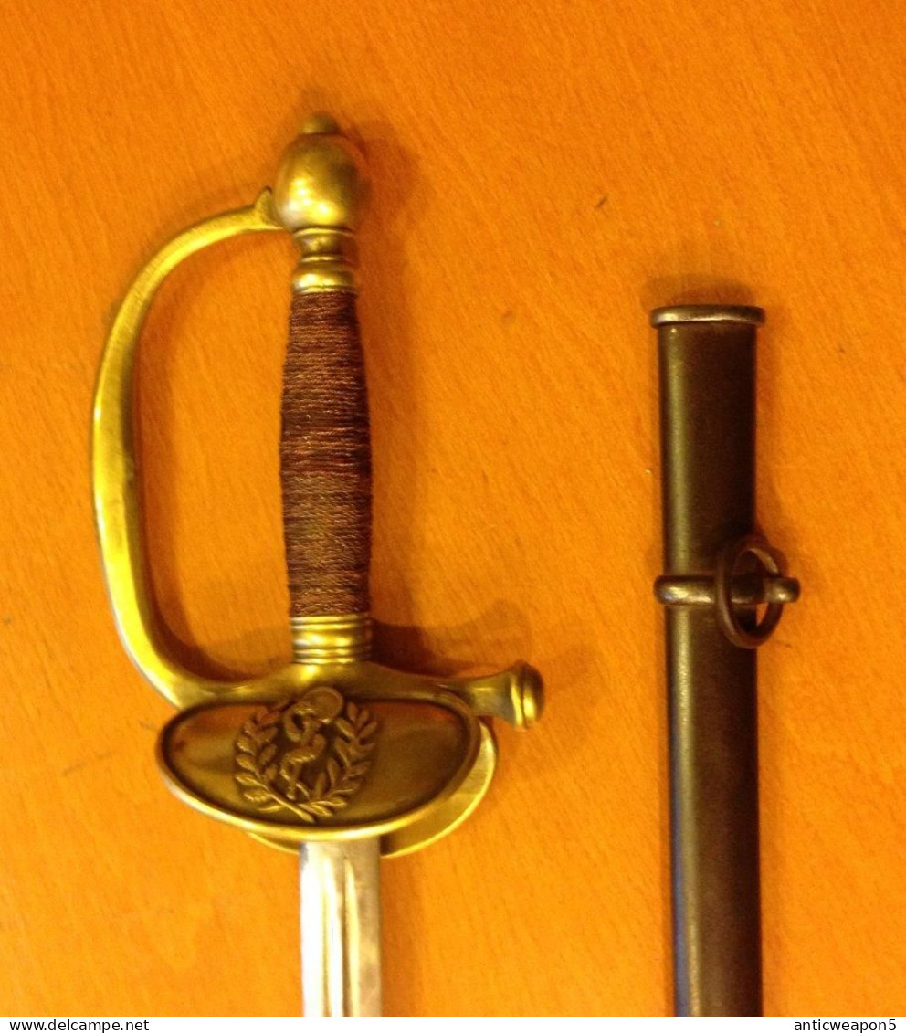 Épée D'officier Subalterne Des Services De Santé, Médecin, Major 2e Classe, Adjudant Médecin. France. M1815 (C155) Resta - Armes Blanches