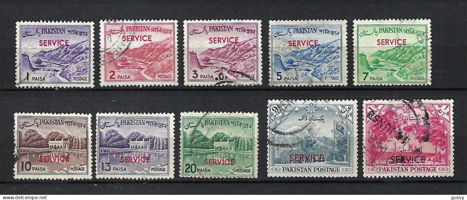 PAKISTAN Service Ca.1950-60: Lot D' Obl. - Pakistan