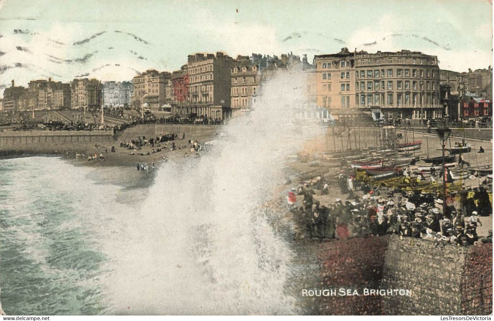 ROYAUME-UNI - Rough Sea - Brighton - Animé - Vue Générale - Vague - La Plage - La Mer - Carte Postale Ancienne - Brighton