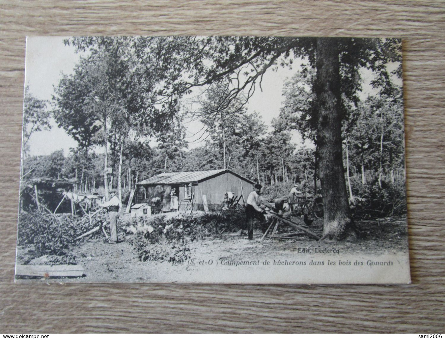 78 BUC CAMPEMENT DE BUCHERONS DANS LES BOIS DE GONARDS ANIMEE - Buc