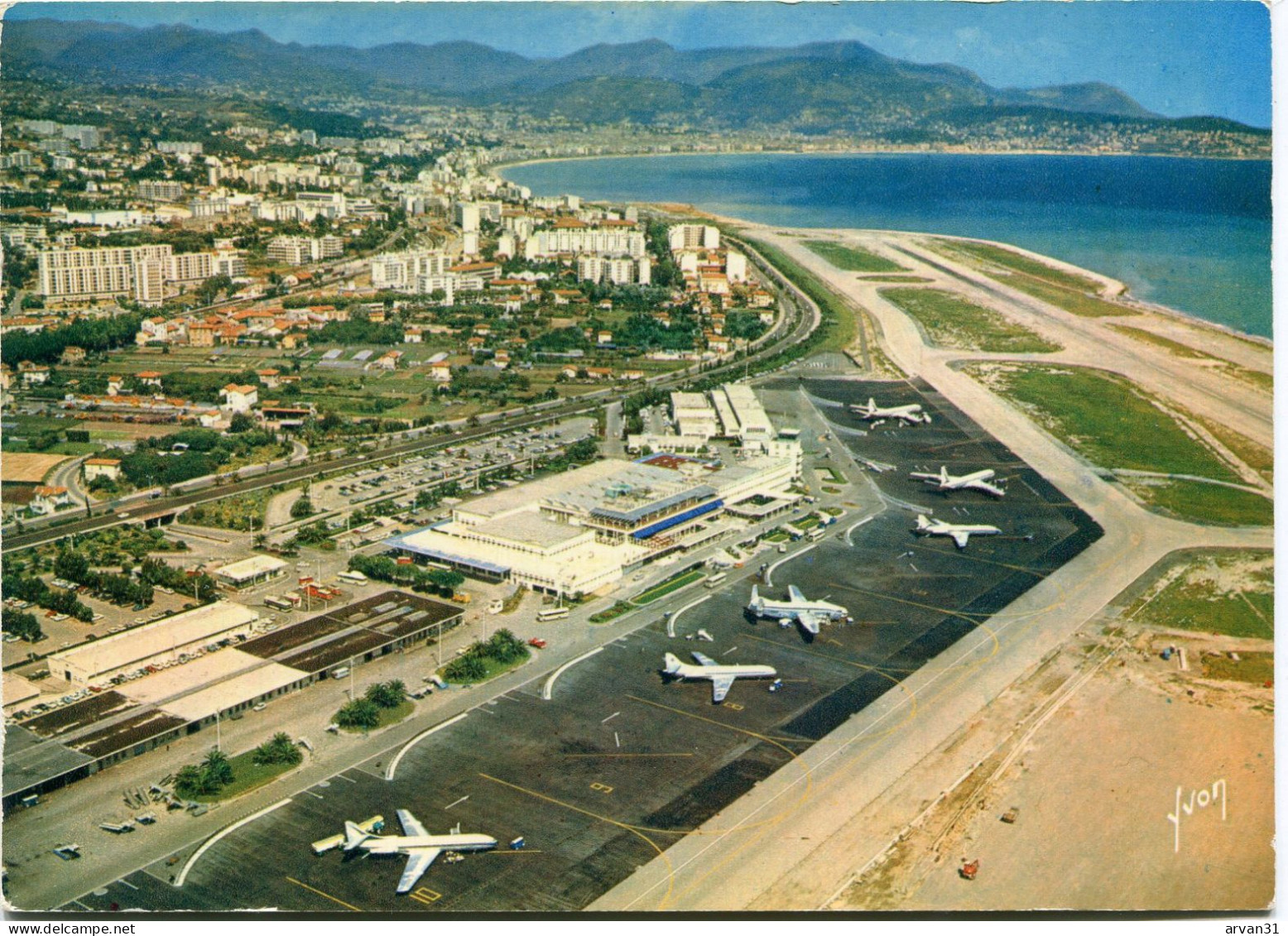 N  I  C  E   -  VUE GENERALE De L' AEROPORT De NICE CÔTE D' AZUR  - - Vliegvelden