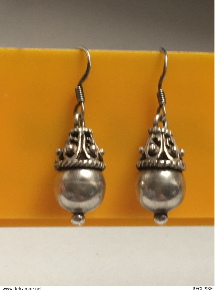 Boucles D'oreilles  En Argent Massif . - Ohrringe