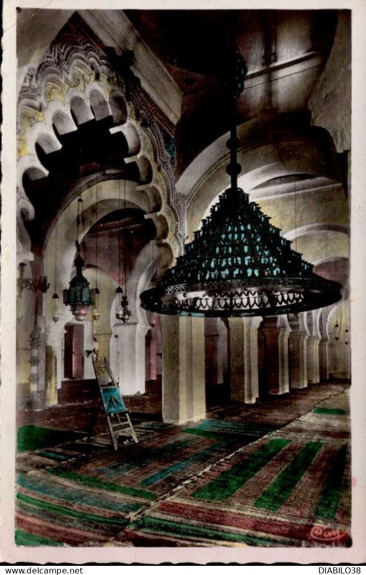 TLEMCEN   ( ALGERIE )  INTERIEUR DE LA MOSQUEE - Tlemcen