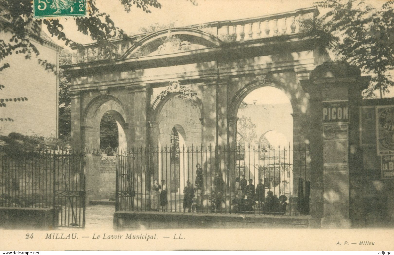 CPA-12- MILLAU - Le LAVOIR Municipal - Edit LL  N° 25 - 1910 * TBE - Millau