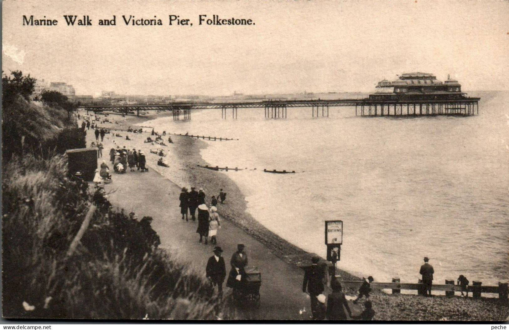 N°534 W -cpa Folkestone -marine Walk And Victoria Pier - Folkestone