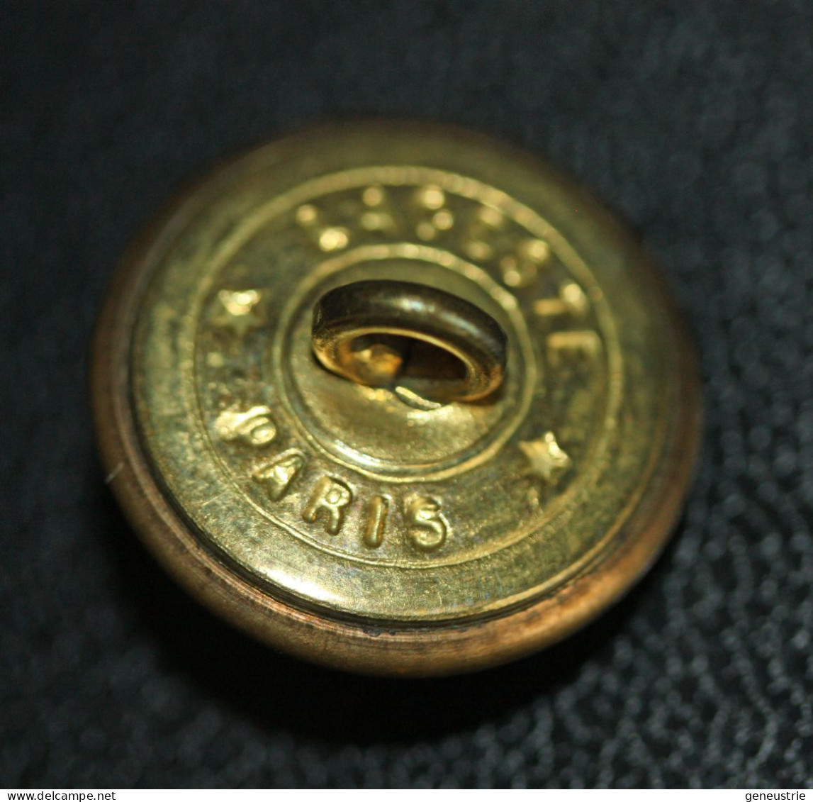 WW1 Bouton Militaire XIXe "Officiers De Santé Des Armées Et Des Hopitaux" WWI - Buttons