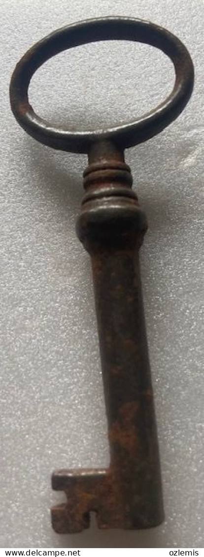 KEY,OLD KEY, VIEILLE CLÉ ,CLE - Eisenarbeiten