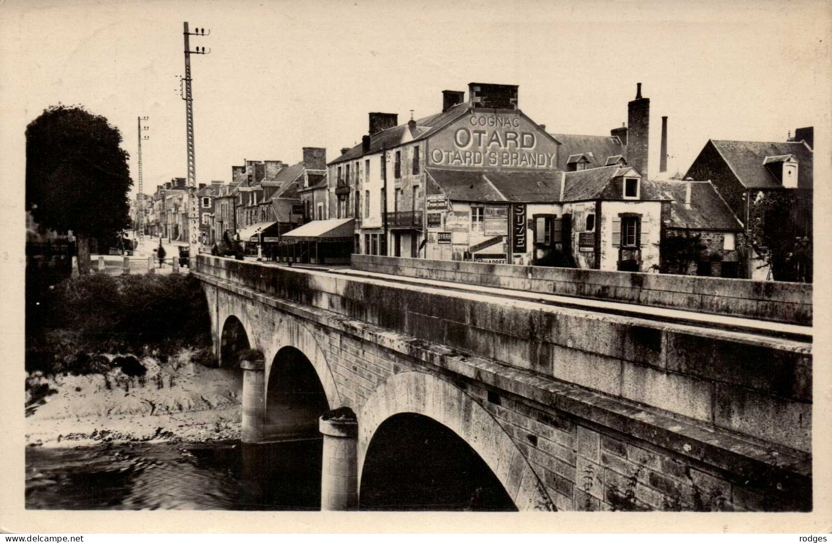 50 , Cpsm  PONTORSON , 6 , Vue Prise Du Pont Sur Le Couesnon  (13829) - Pontorson