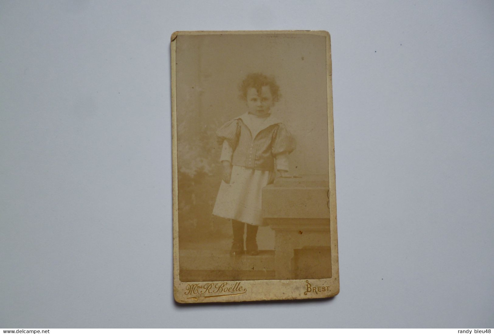 Photographie CDV -  Enfant    -  Photographie BOELLE  -  472, Bd Victor Hugo   -  BREST  -  Finistère - Other & Unclassified