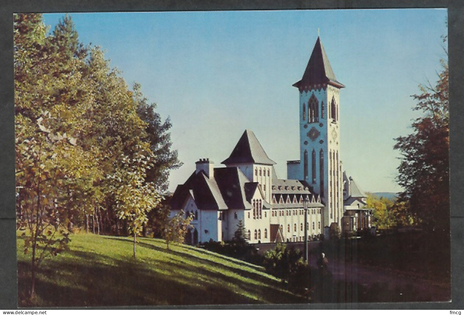 Canada, Quebec, The Saint Benoit Du Lac Abbey, Unused - Autres & Non Classés