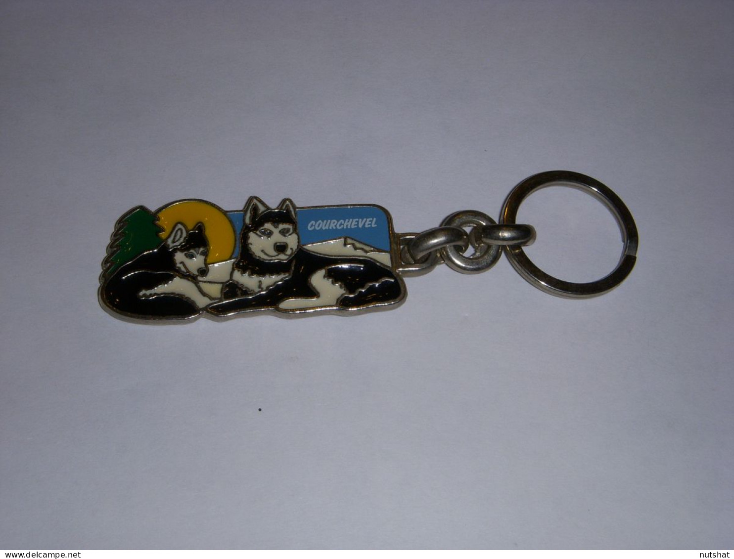 PORTE CLEFS 07 ANNEAU COURCHEVEL ANIMAUX DIMENSION Environ 6x2cm METAL           - Llaveros