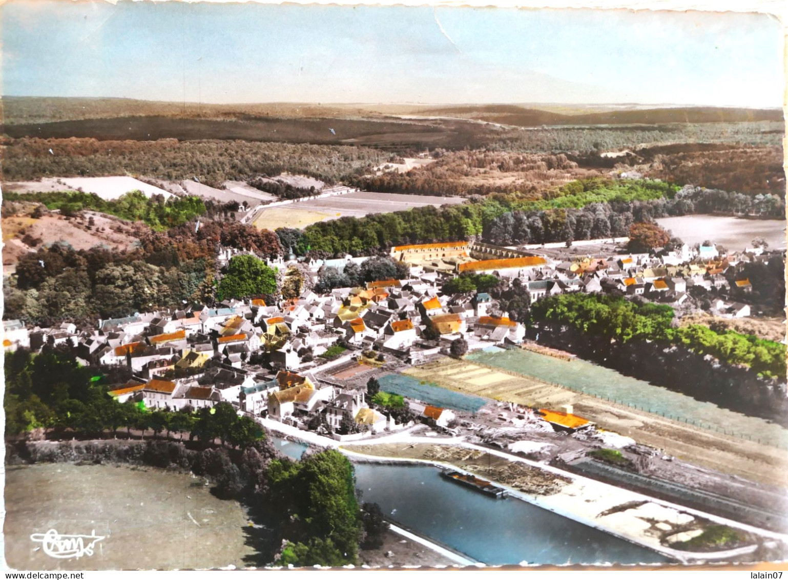 Carte Postale : 89 : TANLAY : Vue Aérienne, Port Et Centre Bourg - Tanlay