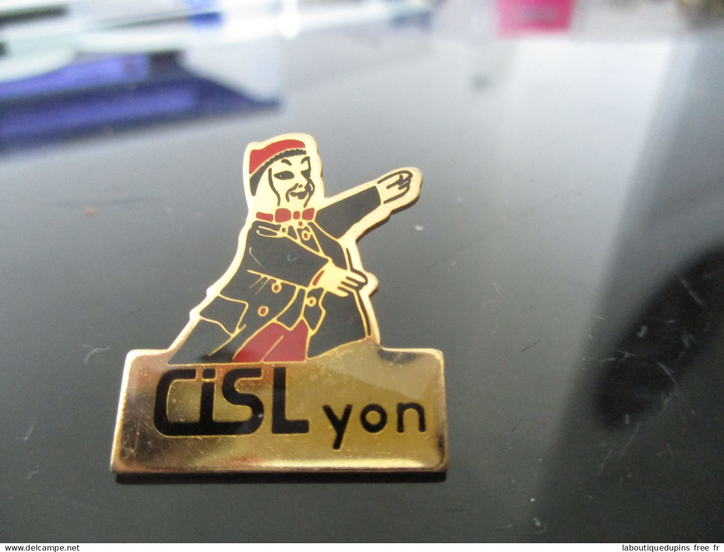 Pin's Lot 005 -- Cisl Lyon -- Dernier Vendu 02/2024 - Merken