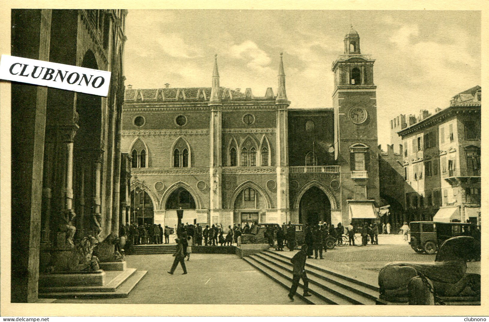 CPA -  FERRARA -  PARTICOLARE DI PIAZZA CATTEDRALE - Ferrara