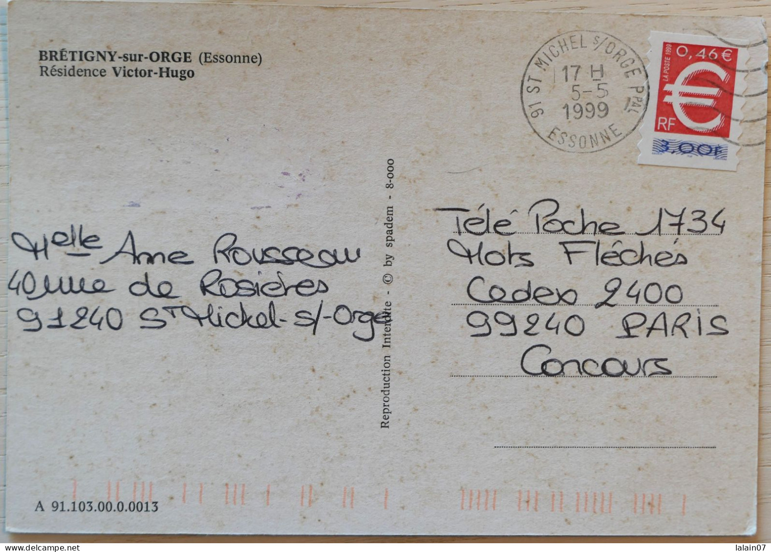 Carte Postale : 91 : BRETIGNY SUR ORGE : Résidence Victor Hugo, Timbre - Bretigny Sur Orge