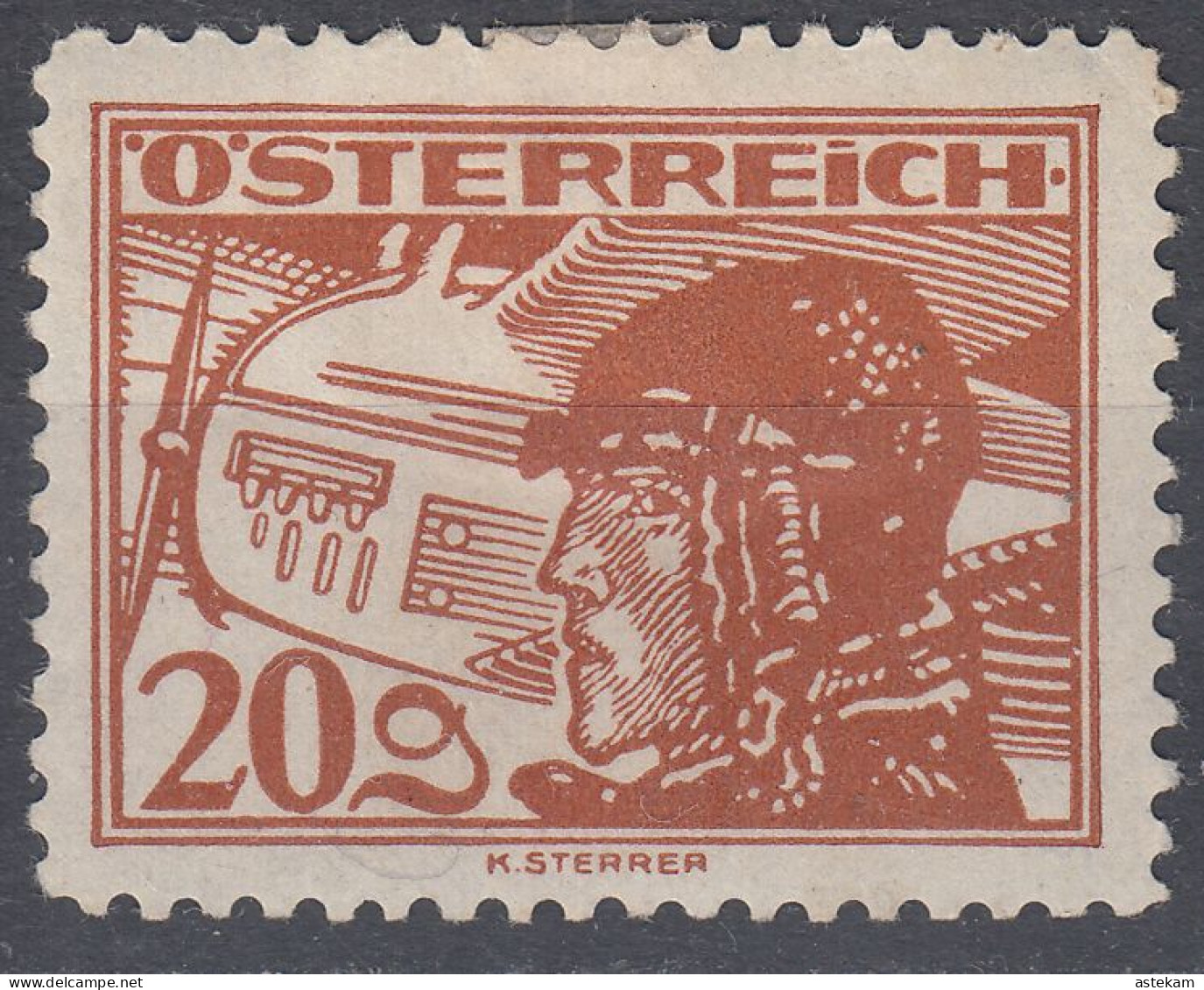 AUSTRIA 1925, PILOT In An AIRPLANE, SEPARATE MINT STAMP MiNo 474 With GLUE And HINGE, But In GOOD QUALITY - Nuovi