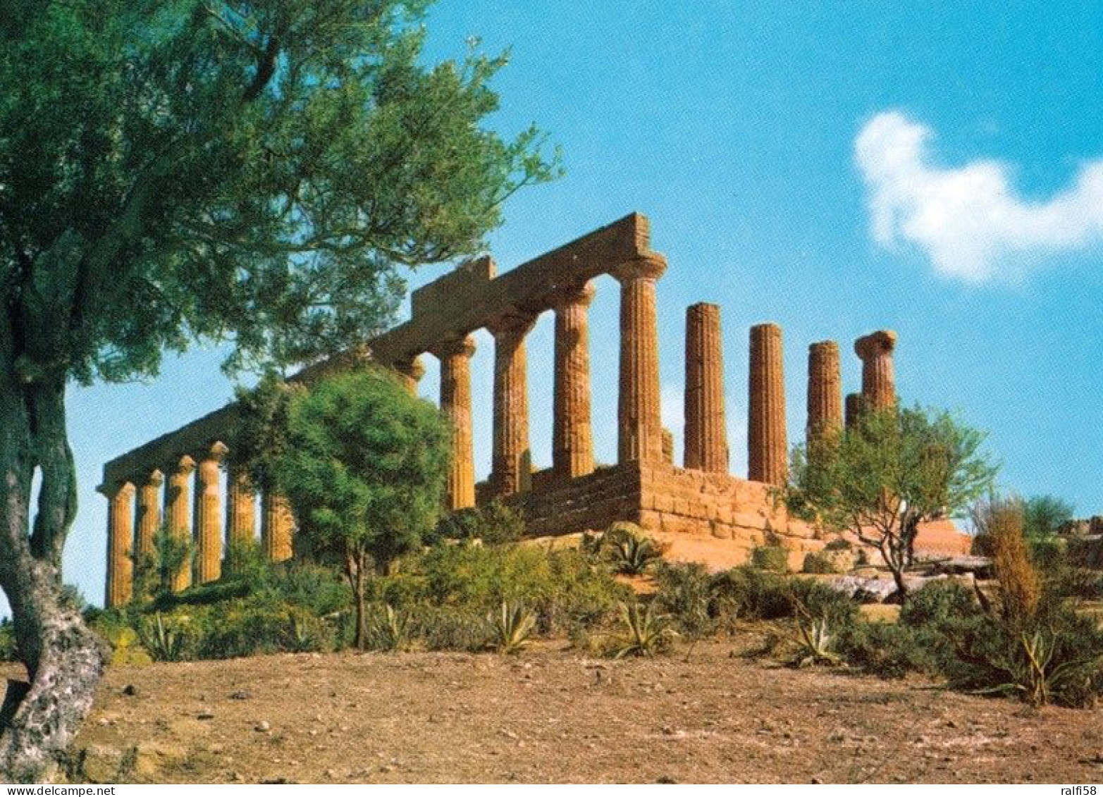 1 AK Italien / Italy * Der Juno Tempel Im Tal Der Tempel Von Agrigento - Seit 1997 UNESCO Weltkulturerbe * - Agrigento