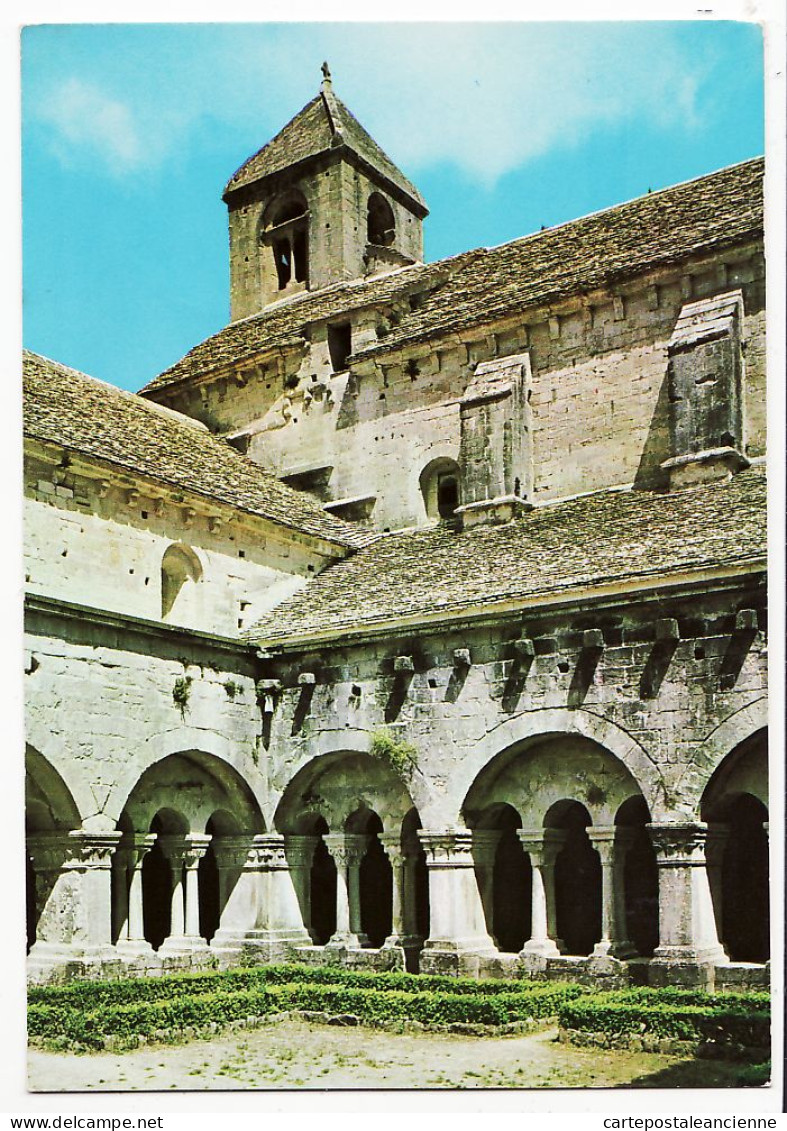 00774 ● GORDES (84) Abbaye De SENANQUE ( XIIe) CLOITRE CLOCHER CPM 1980s Vaucluse - Gordes
