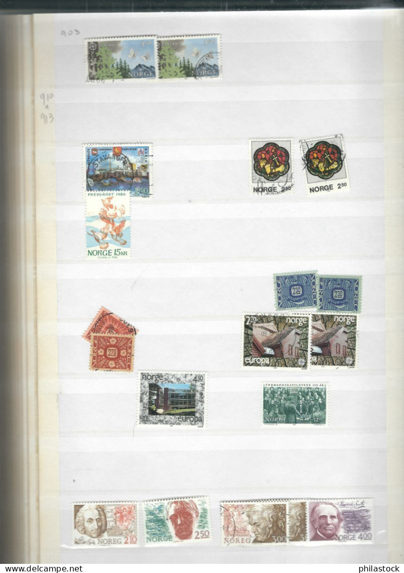 NORVEGE Lot timbres en classeur */**/Obl.  B/TB/TTB/ Def.