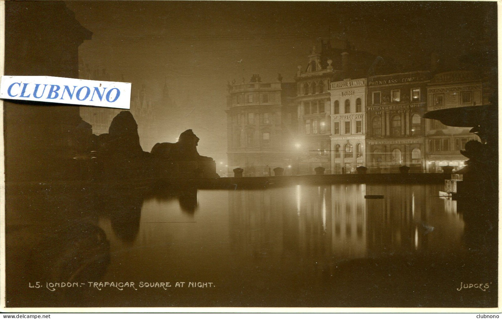 CPA - LONDON -TRAFALGAR SQUARE AT NIGHT (2)  (CARTE-PHOTO) - Trafalgar Square