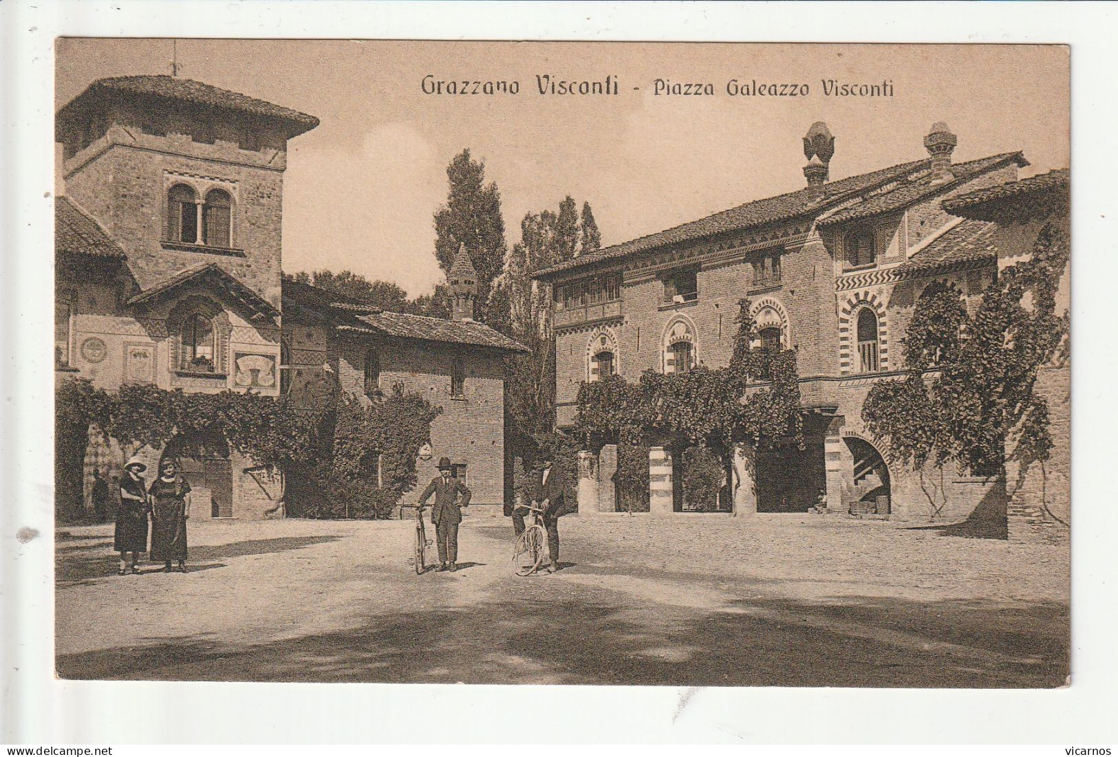 CP ITALIE GRAZZANO VISCONTI Piazza Galeazzo Visconti - Andere & Zonder Classificatie