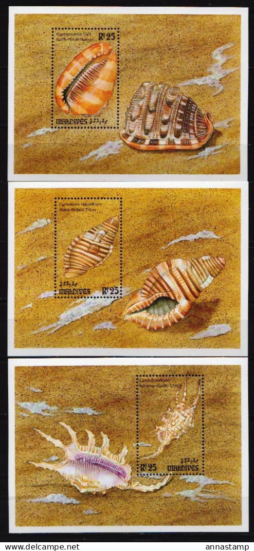 Maldives 3 MNH SSs - Conchas