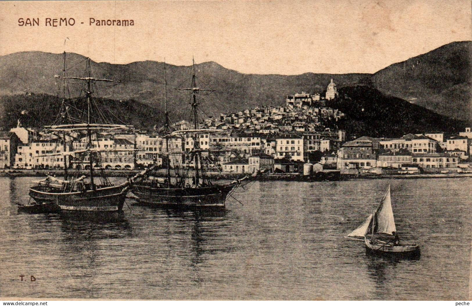 N°559 W -cpa San Remo -panorama- - San Remo