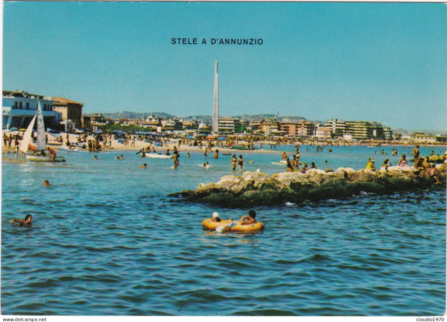 PESCARA - CARTOLINA - PIAZZA LA SPIAGGIA - ANNULLO DI MATERA -1981 - Pescara