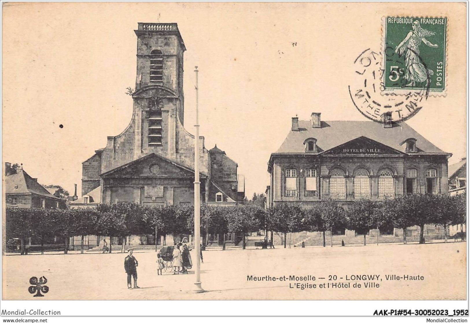 AAKP1-54-0004 - LONGWY -  Ville Haute - L'église Et L'hôtel De Ville - Longwy