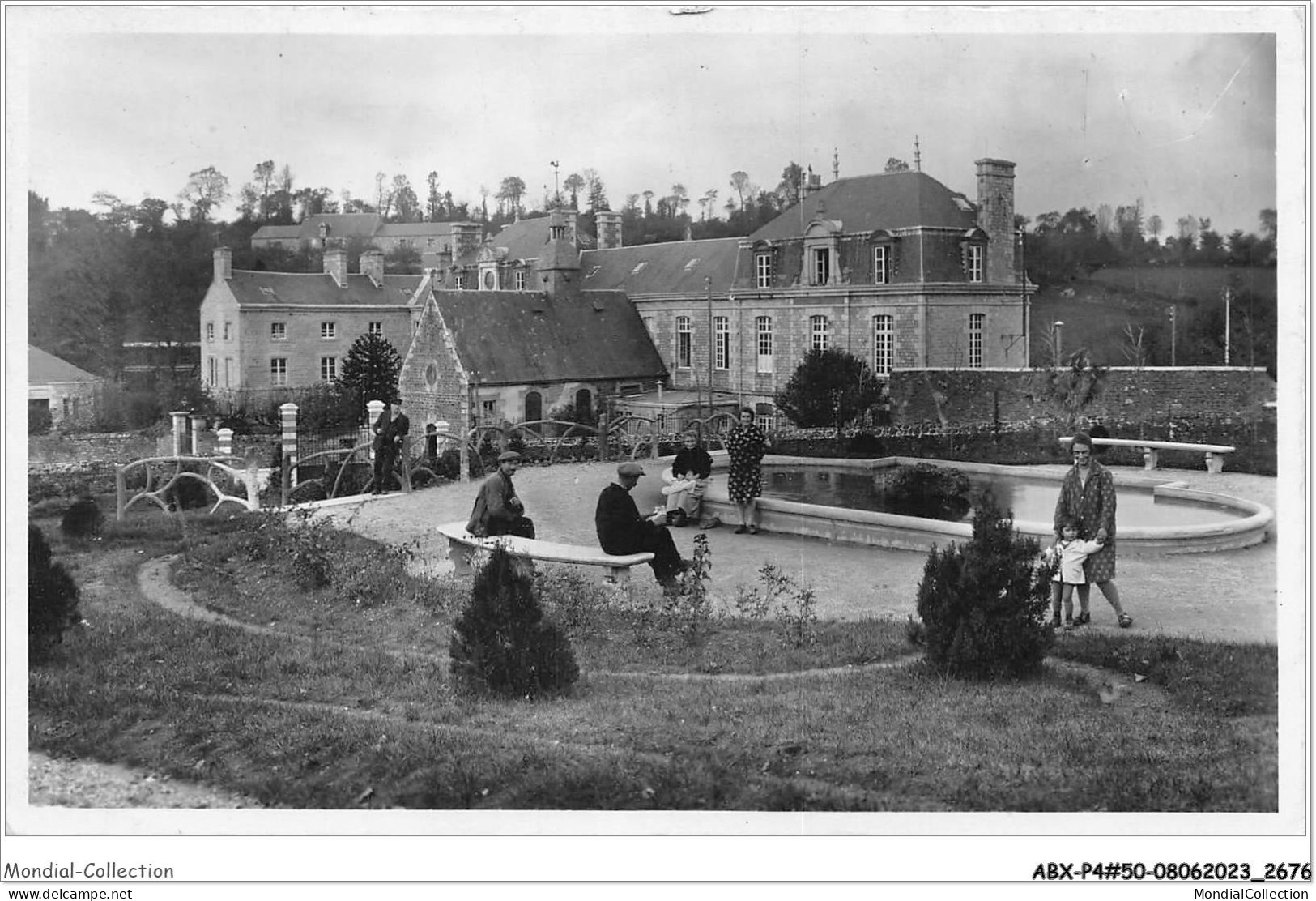 ABXP4-50-0327 - VILLEDIEU - Jardin Public Et L'Hospice - Villedieu