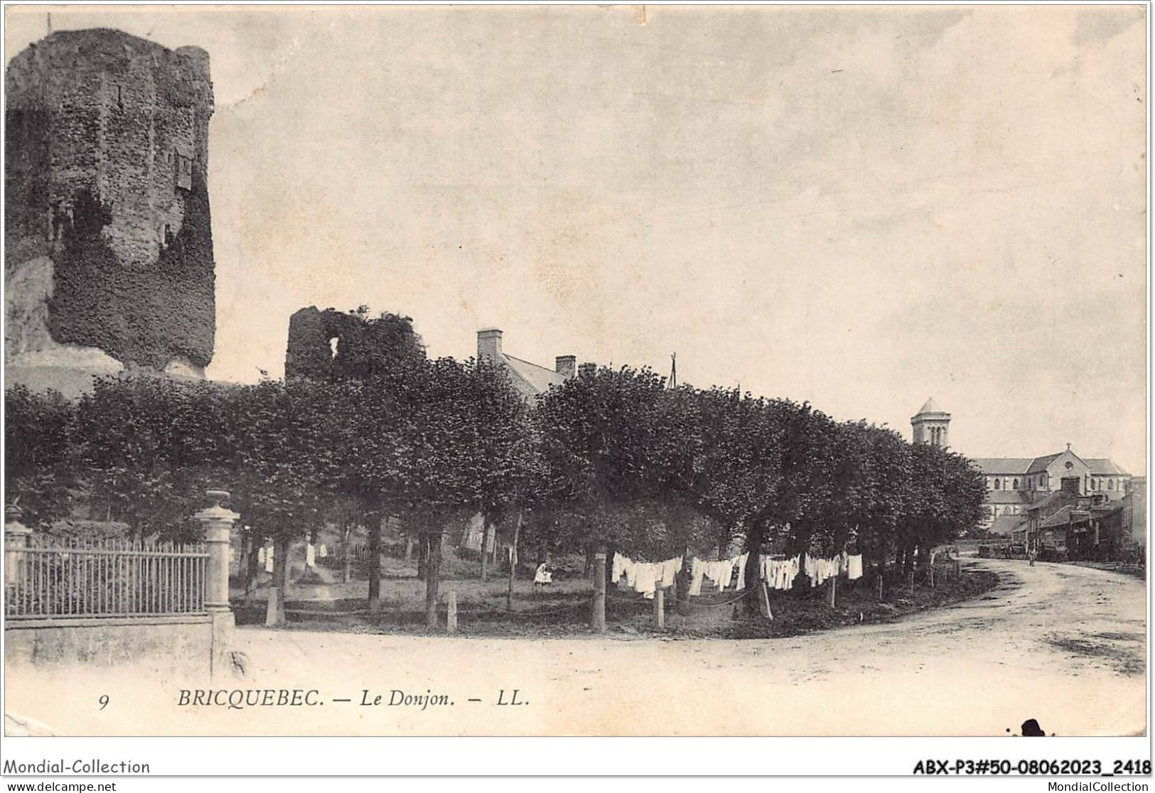 ABXP3-50-0198 - BRICQUEBEC - Le Donjon - Bricquebec