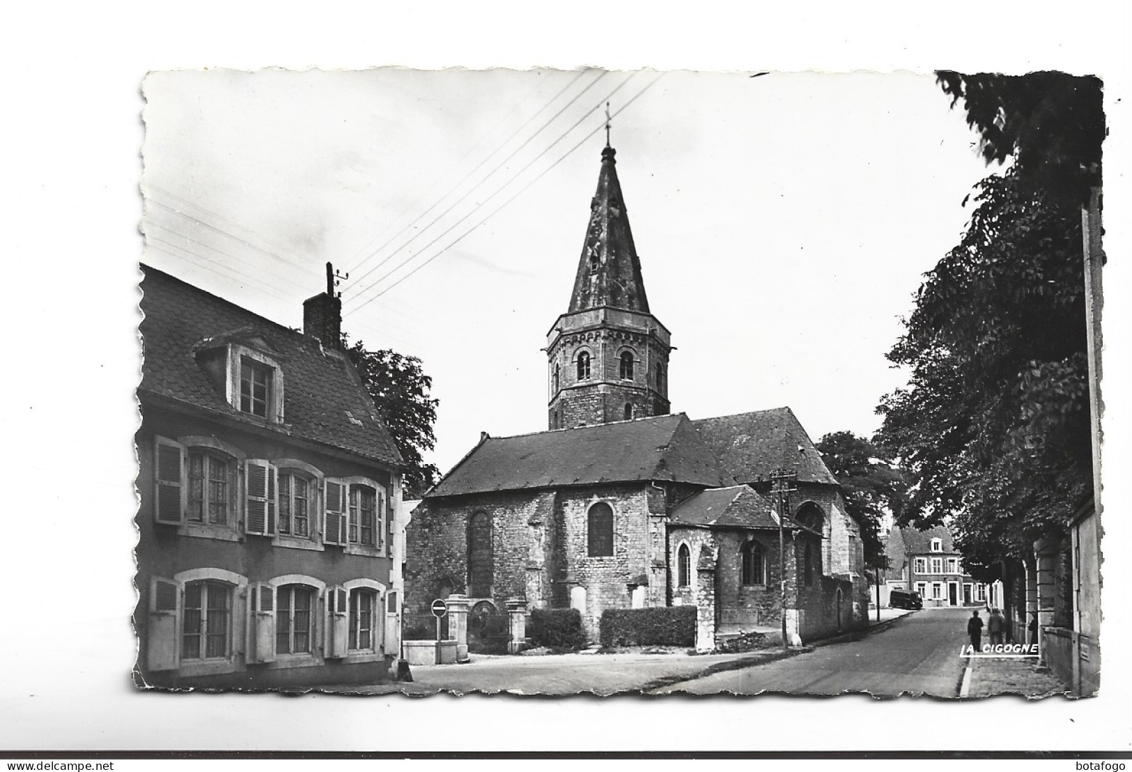 CPA  PHOTO  DPT 62 MARQUISE, RUE DE L EGLISE - Marquise