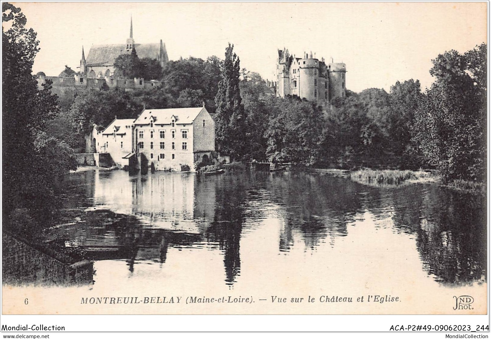 ACAP2-49-0126 - MONTREUIL-BELLAY - Vue Sur Le Chateau Et L'Eglise  - Montreuil Bellay