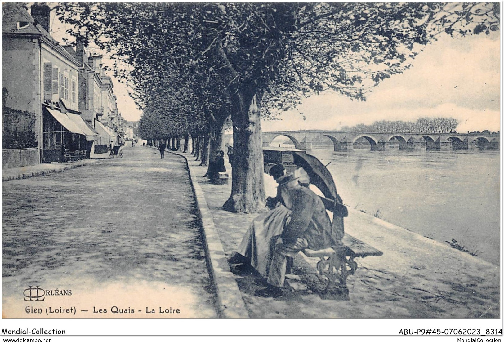 ABUP9-45-0793 - GIEN - Les Quais - La Loire - Gien