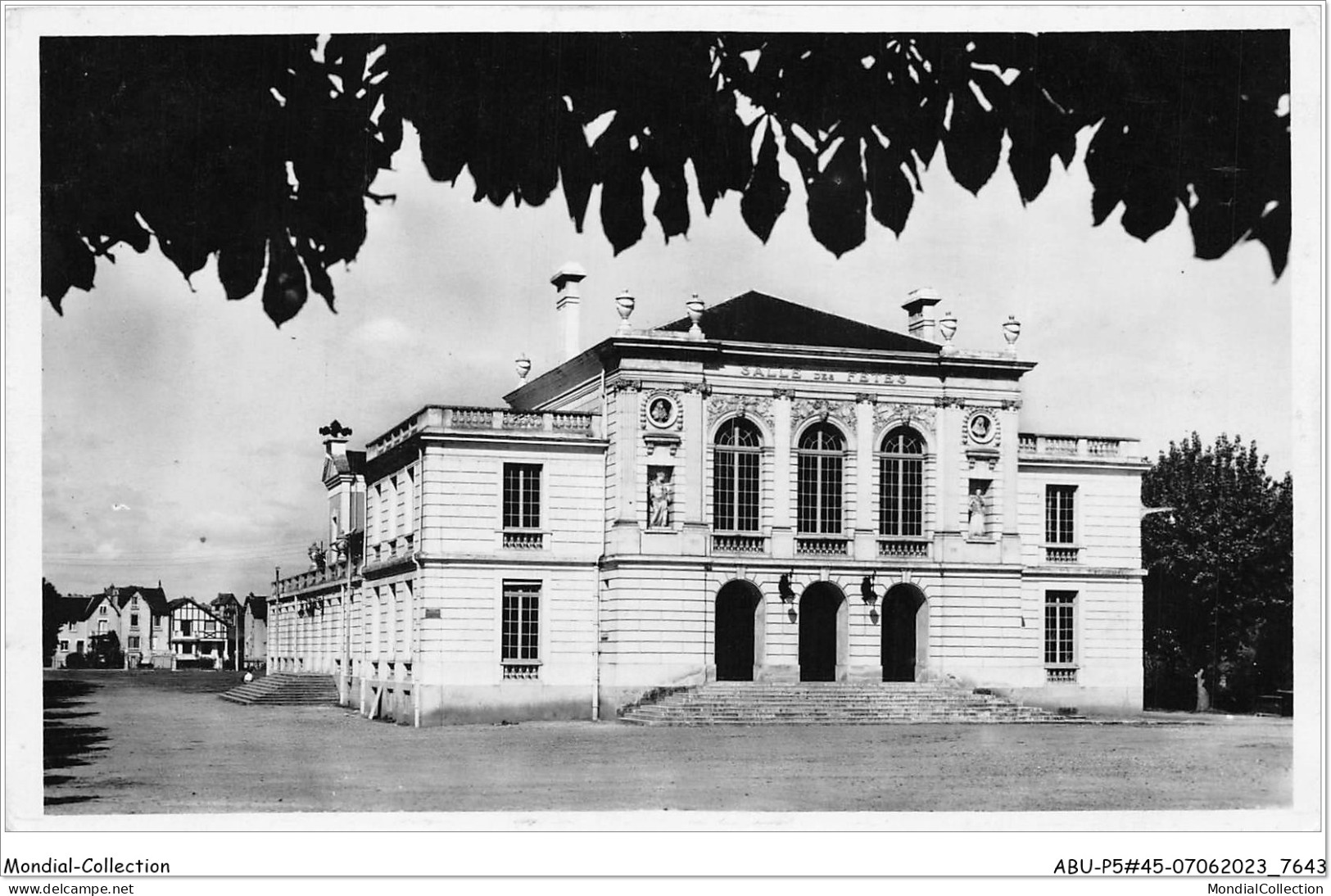 ABUP5-45-0458  -  MONTARGIS - La Salle Des Fetes - Montargis