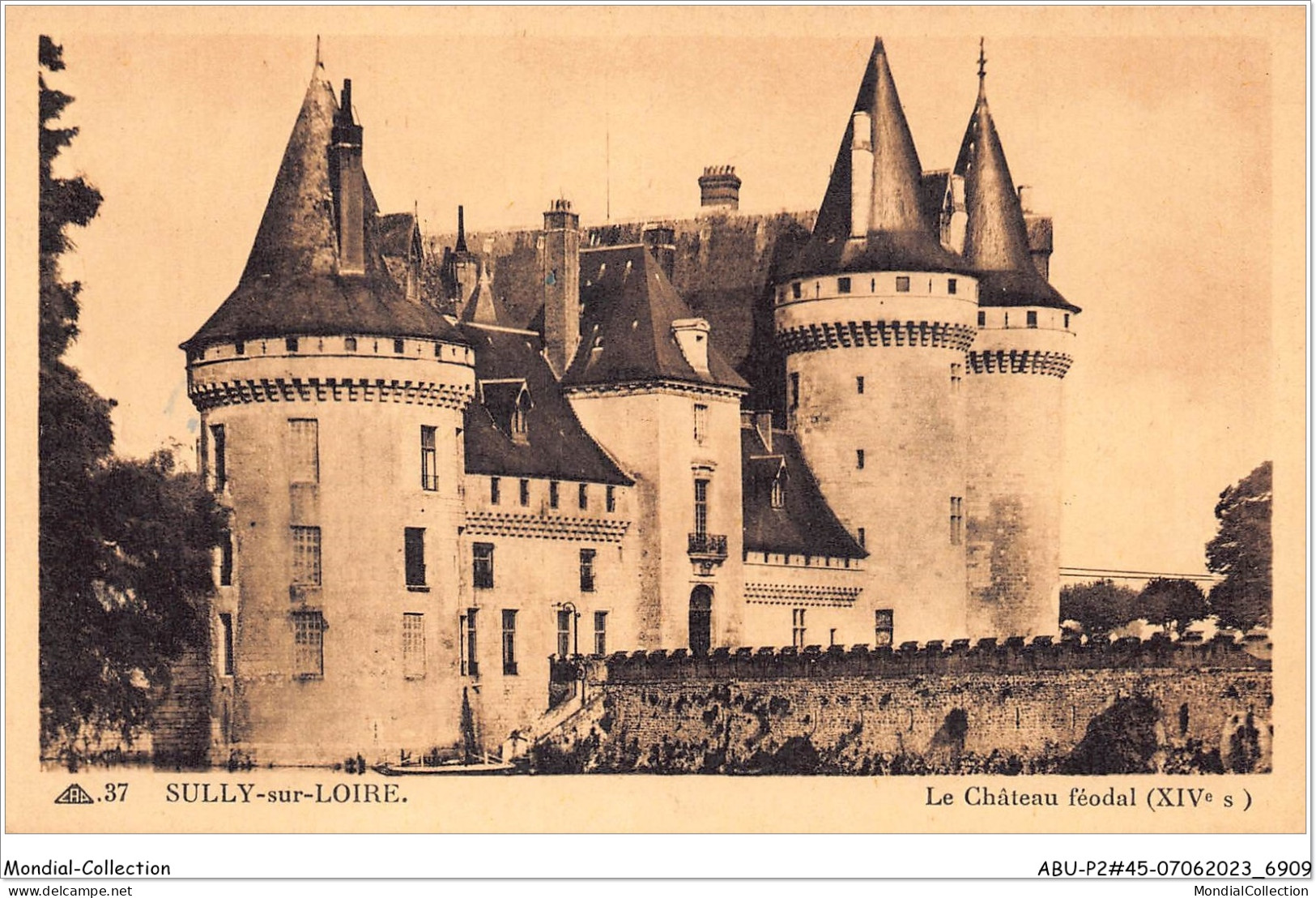 ABUP2-45-0090  -  SULLY-SUR-LOIRE - Le Chateau Feodal Xiv - Sully Sur Loire