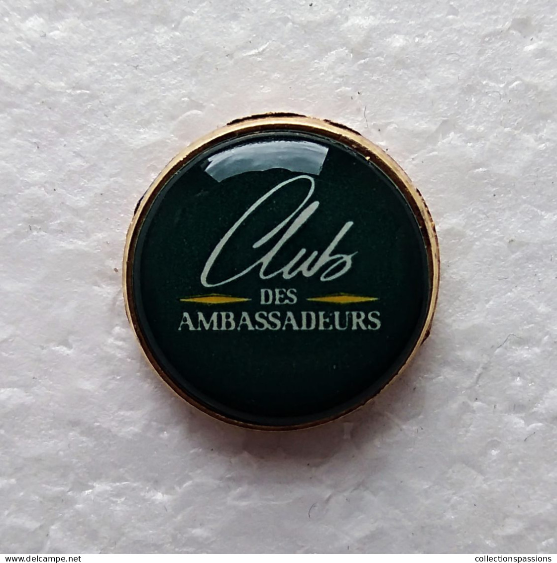 Pin's - Club Des Ambassadeurs - Associazioni